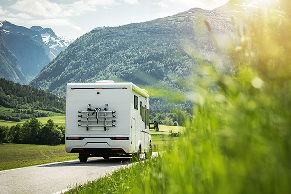 Comment choisir le camping-car idéal pour vos prochaines vacances ?